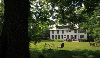 Black Mountain Inn Экстерьер фото