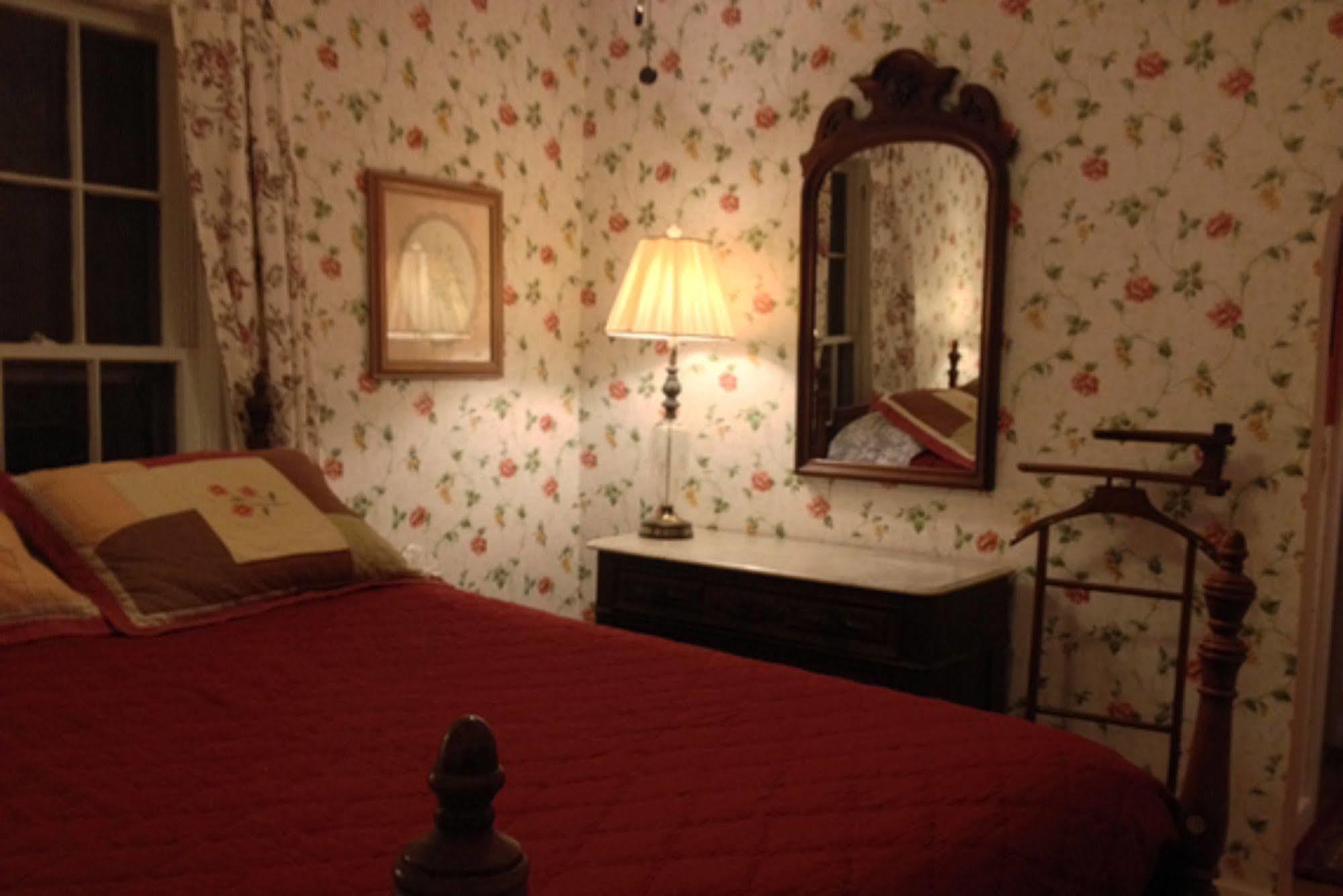 Black Mountain Inn Экстерьер фото